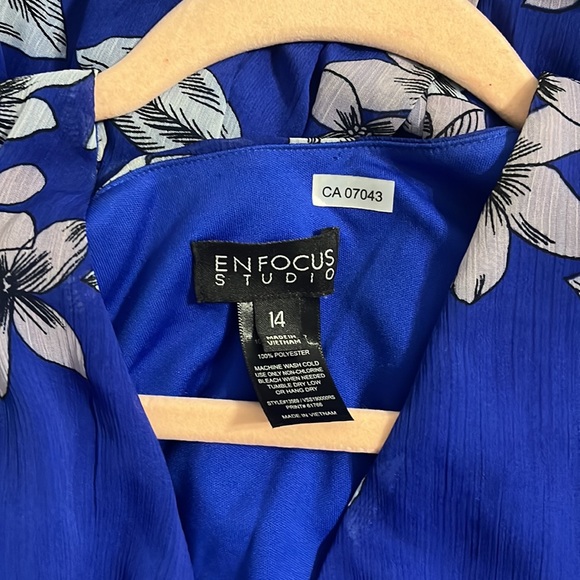 New Floral Blue Dress! - Picture 4 of 4